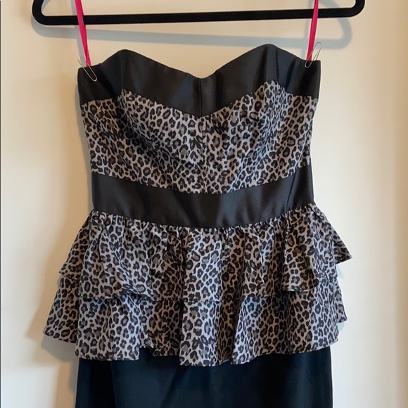 Betsey Johnson Leopard Peplum Dress - Picture 2 of 7